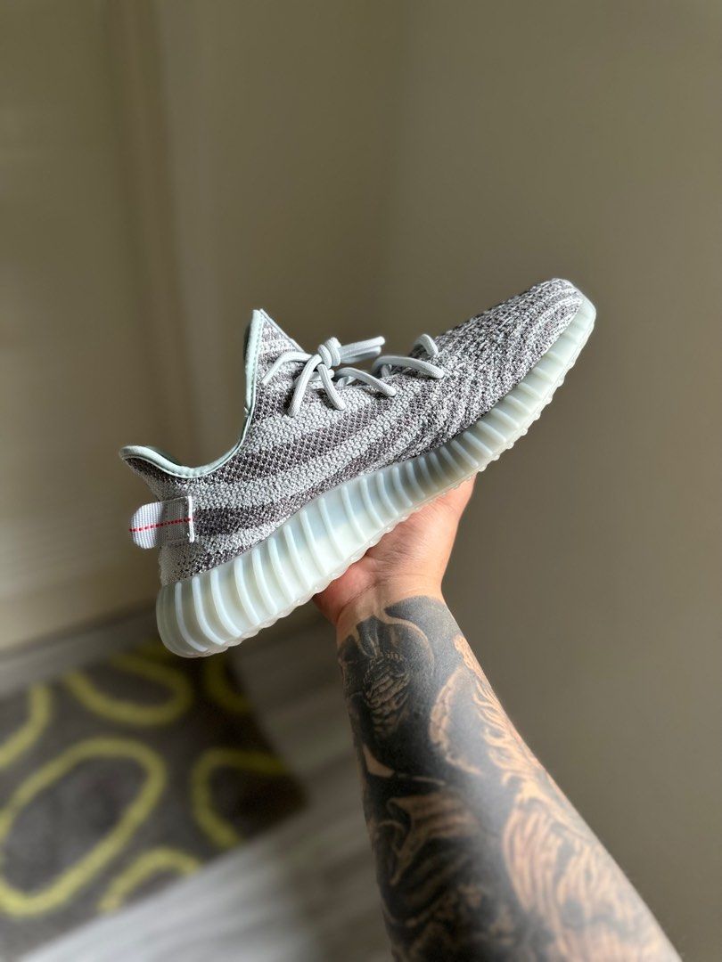 yeezy blue tint size 10