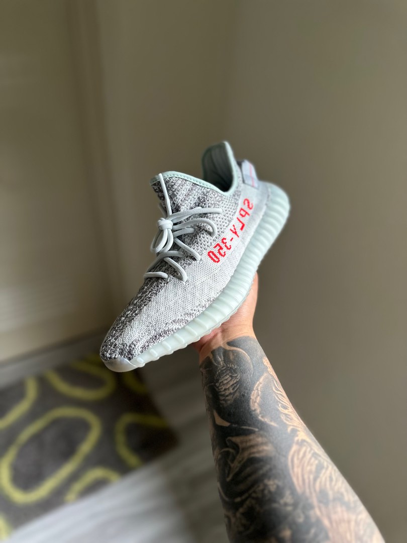 yeezy blue tint size 10