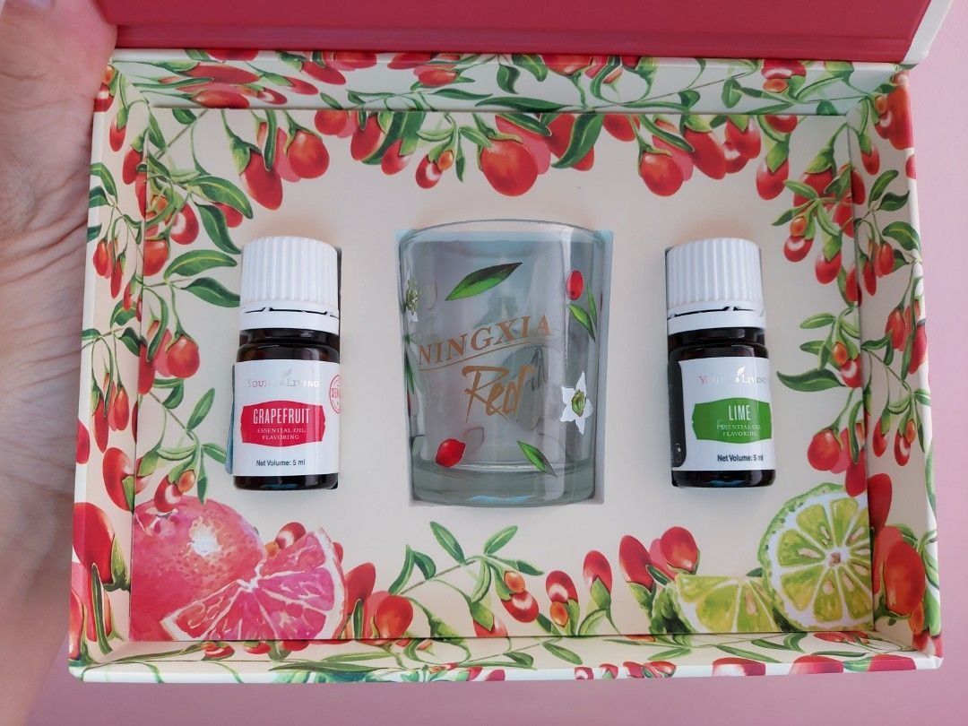 LIMITED Young Living ningxia glass bottle grapefruit lime oil