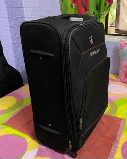（分類：）位於 。 由 rhose31 提交（商品編號 1231436444，圖片 1）。簡介： 。