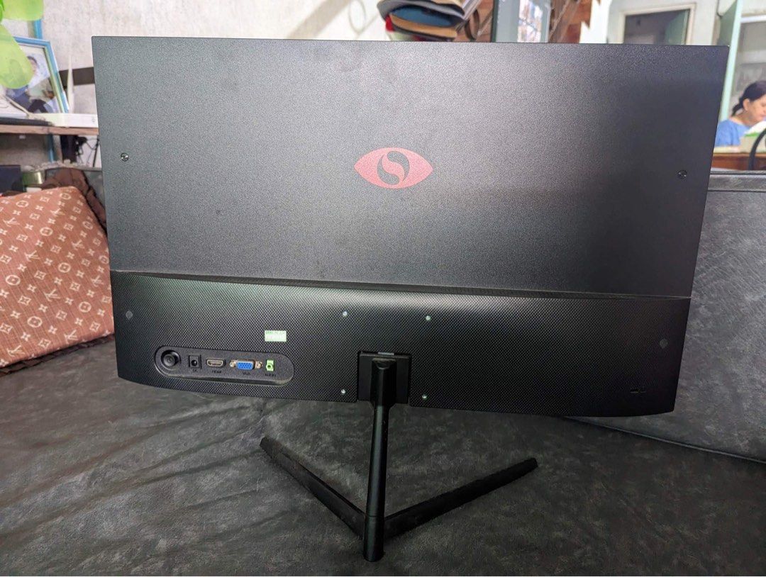 75HZ SPECTRE PRO MONITOR, Computers & Tech, Parts & Accessories