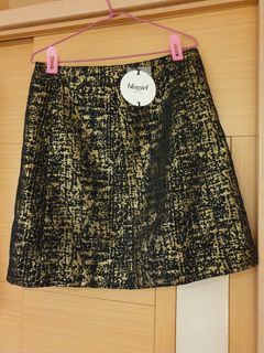 義大利精品 高單價 Blugirl Blumarine 黑金刺繡 絕美 貴氣 氣質 A字裙