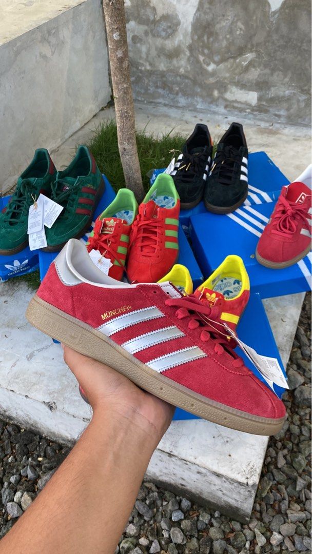 Adidas Munchen red 100 original new release sz 42