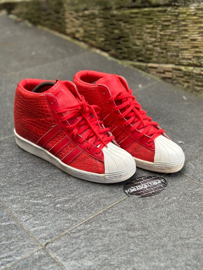 Adidas superstar up red sales