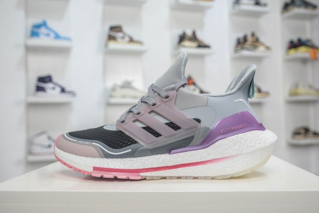 Adidas Ultraboost 21 Cold.RDY (2022) S23908, Men's Fashion, Footwear,  Sneakers on Carousell