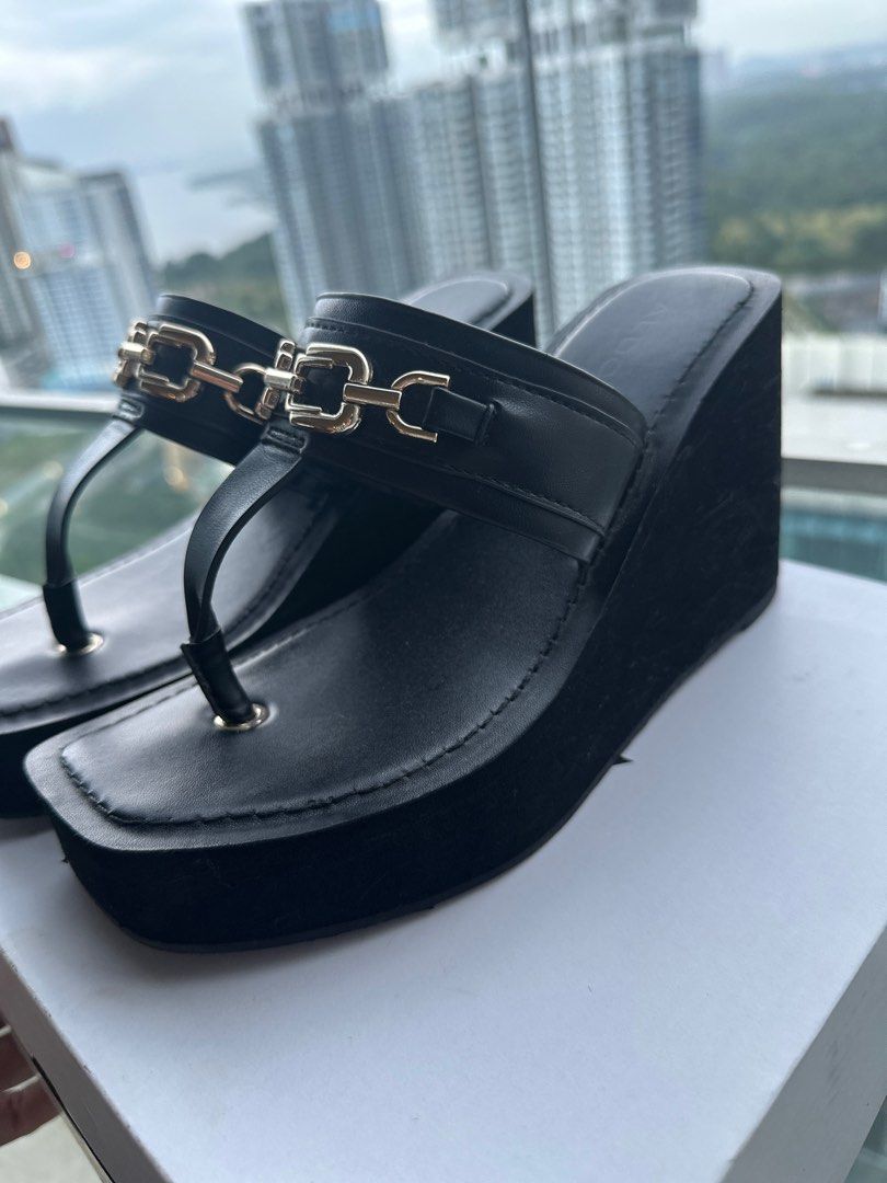 Aldo black deals wedge sandals