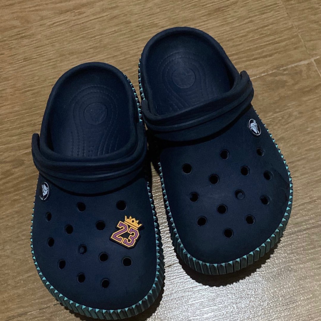 AUTH CROCS blue colorway on Carousell