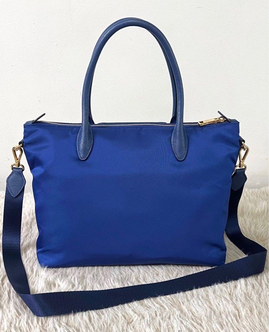 Prada 1ba106 store