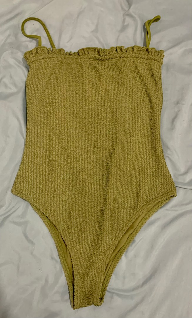 Billabong One Piece Swimsuit, Women's Fashion, Swimwear, Bikinis