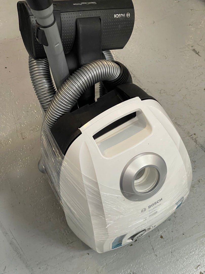 BOSCH BGL4S69AGB (WHITE) PROSILENCE VACUUM CLEANER (700W), TV & Home