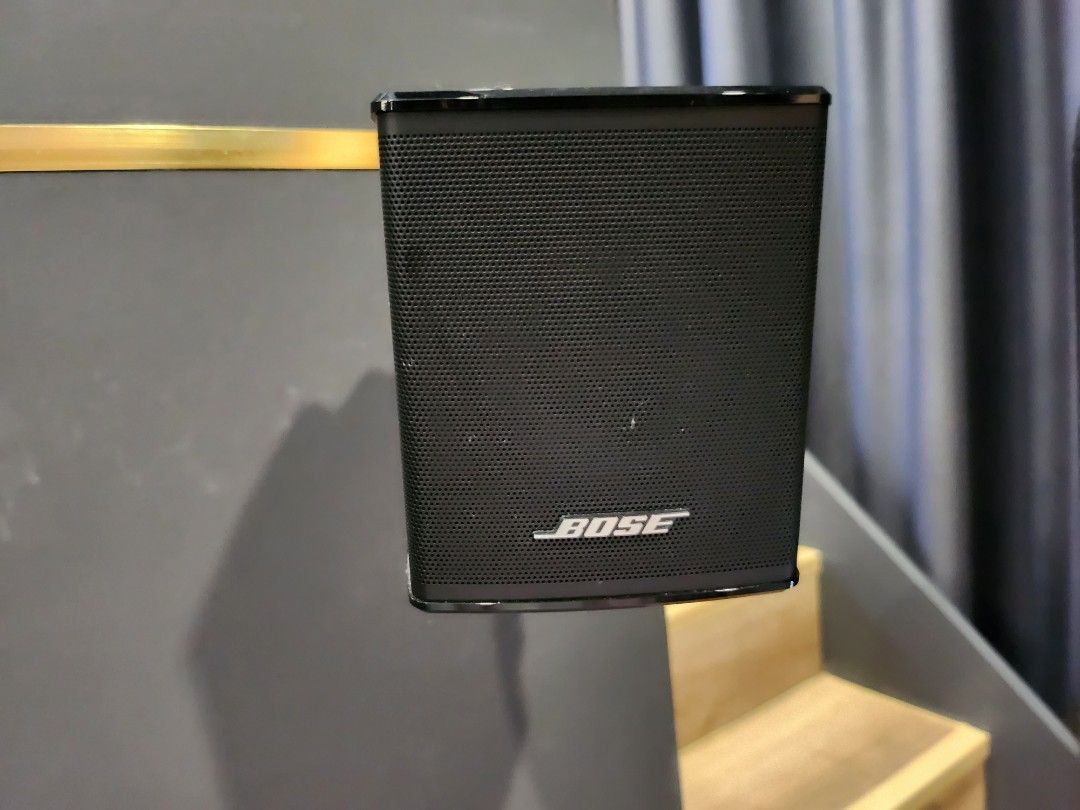 Bose Soundbar 700, Bose Bass Module 700 & Bose Surround Speaker 300
