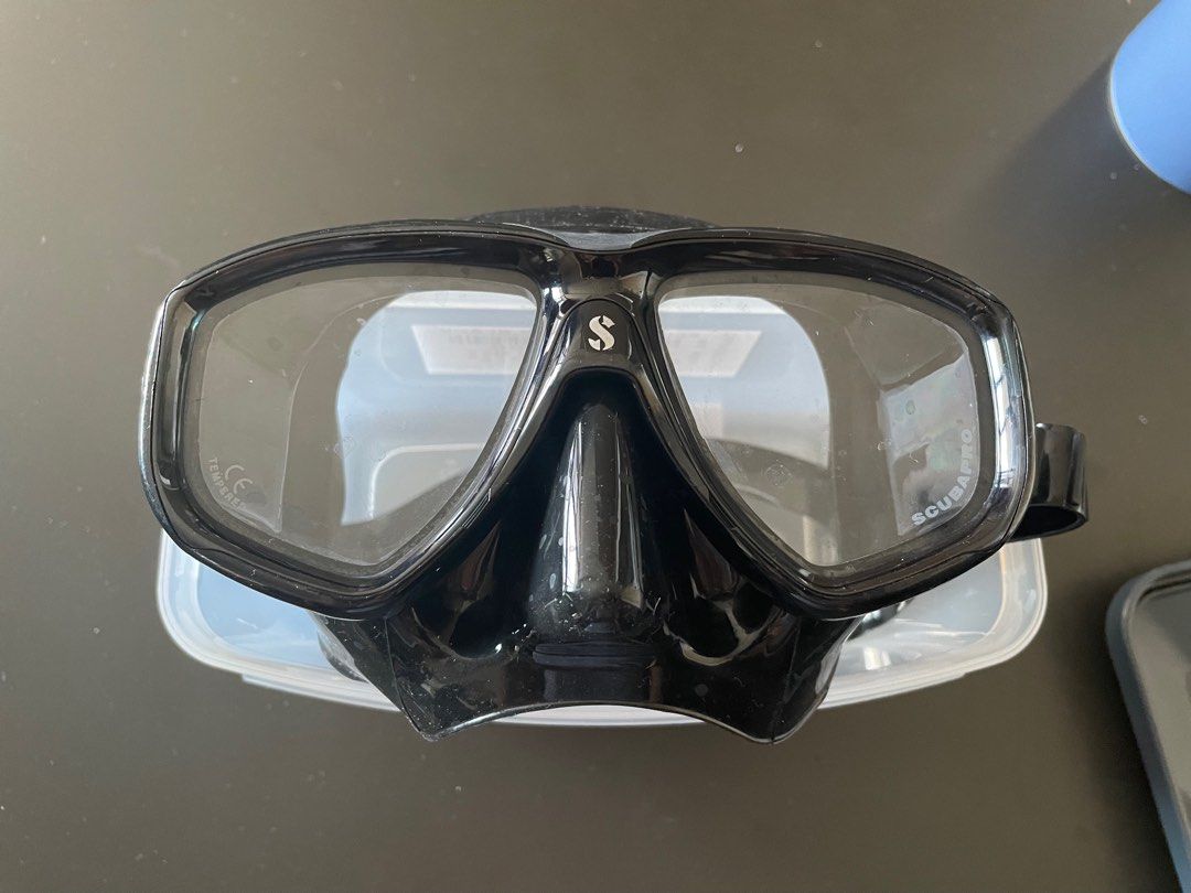 Brand new dive mask, Sports Equipment, Sports & Games, Water Sports on