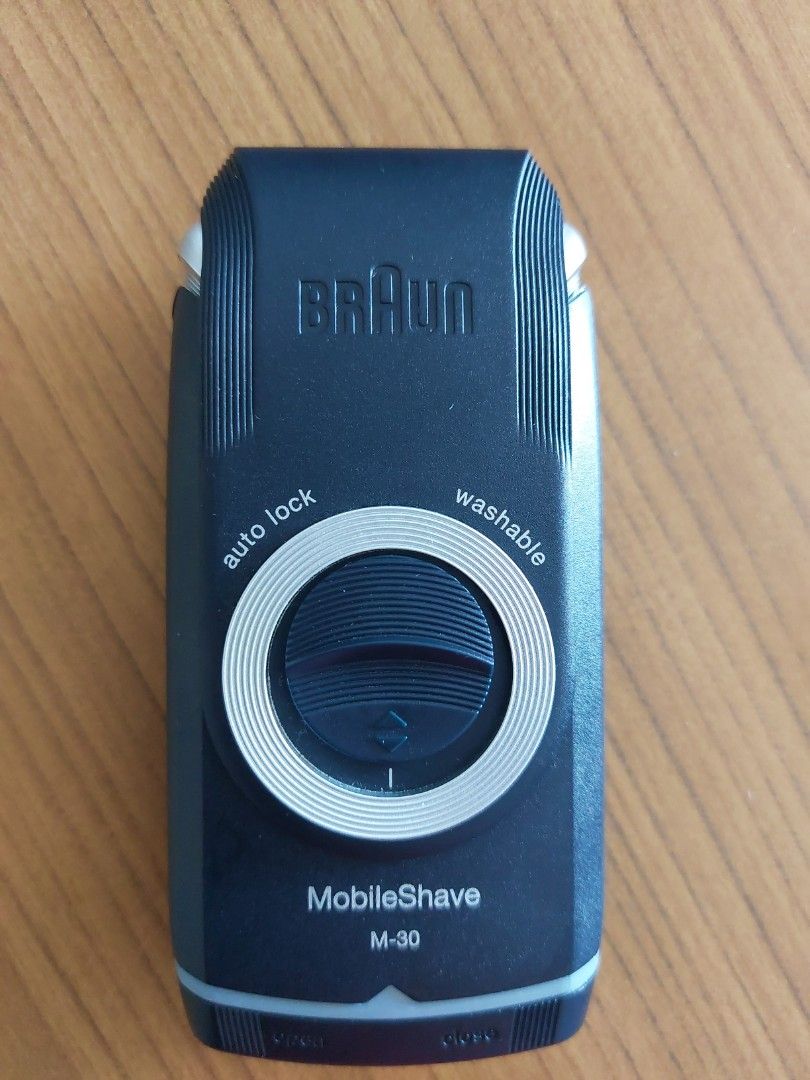 Braun Shaver, Beauty & Personal Care, Men's Grooming on Carousell