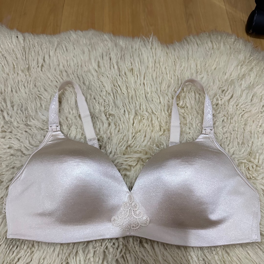 Bravadol Maternity Nursing Bra 36B on tag Sister sizes: 34C, 38A Thin pads  | Underwire Adjustable strap Back closure Php200 All items are from US