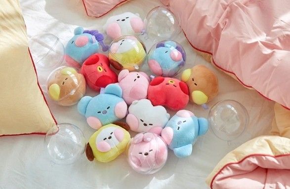 Chimmy bt21 minini stress ball (Category: Designer & Blind Box Toys) located in San Mateo. Submitted by purple_family (Listing ID 1231279730, Image 1). Description: bt21 minini stress ball Available chimmy RJ sold.