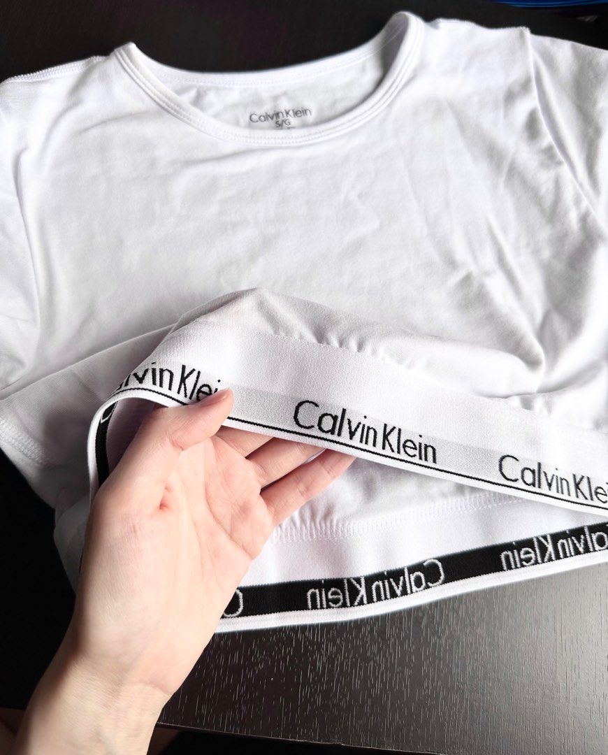 Calvin Klein Modern Cotton T-shirt Bralette (White), 女裝, 上衣, 其他上衣- Carousell