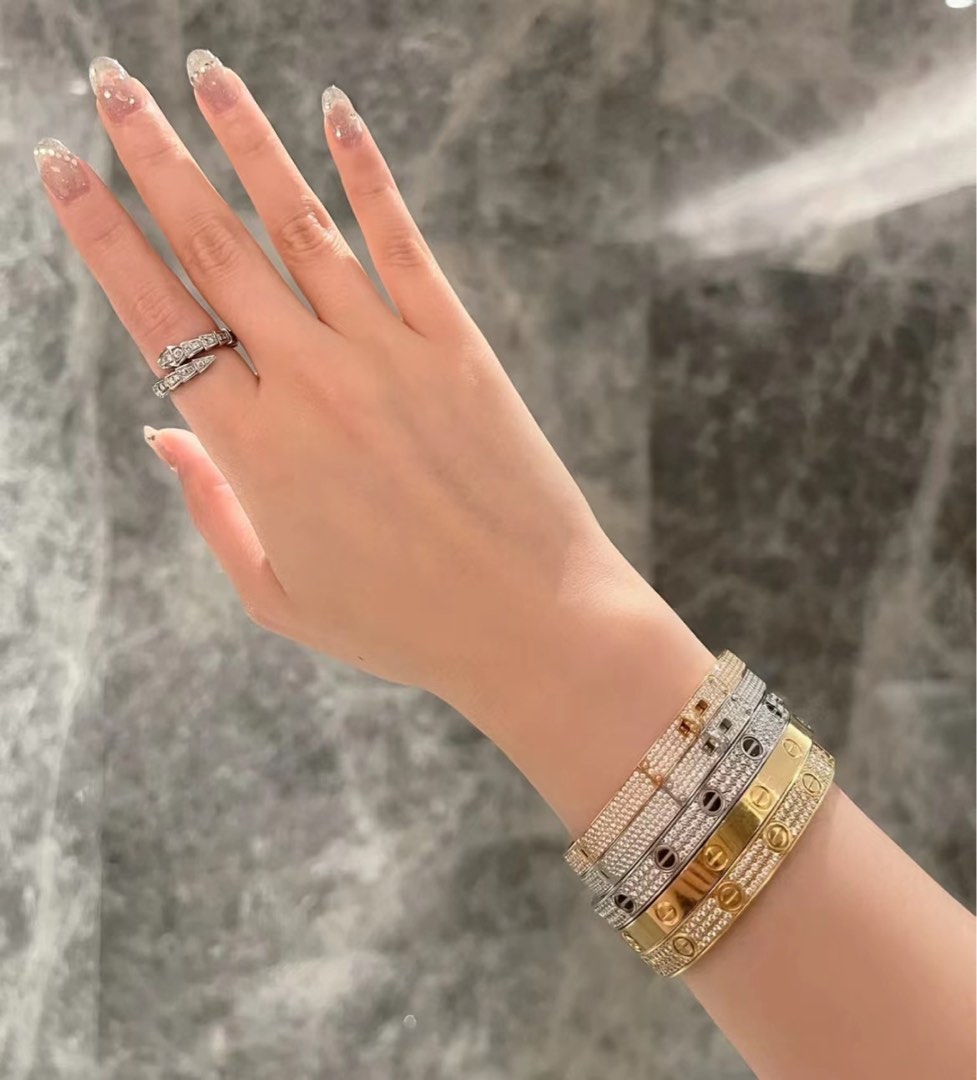 Cartier Vca Bvlgari bracelets custom Women s Fashion Jewelry