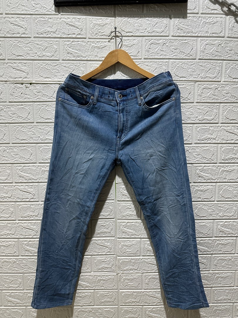 CELAN JEANS UNIQLO A159 on Carousell