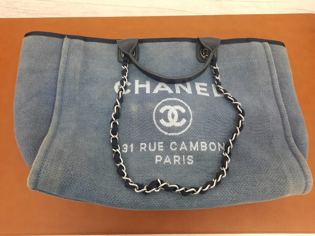 CHANEL DEAUVILLE TOTE MEDIUM BLUE DENIM SHW, Luxury, Bags & Wallets on  Carousell