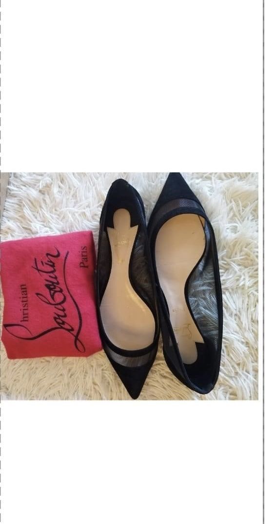 Christian Louboutin flats (Category: Flats & Sandals) located in Manila. Submitted by rie026 (Listing ID 1231392820, Image 2). Description: Unused louboutin flats Box only size 37 .