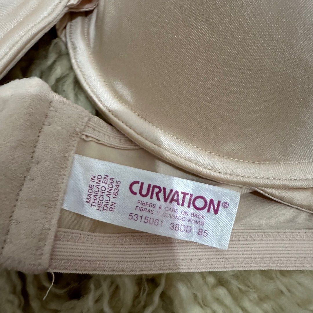 Curvation 38DD on tag Sister Sizes: 36E, 40D Thin Pads, Underwire  Adjustable strap