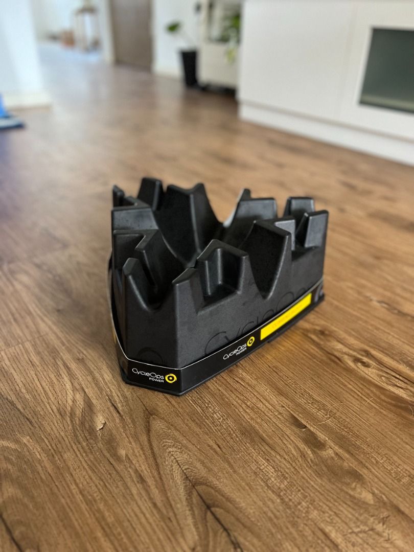 Cycleops hot sale riser block