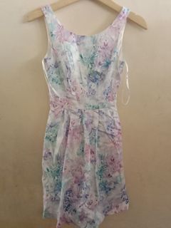 (Kategori: ) berada di . Dikirim oleh BlessShop (ID iklan 1231301426, Gambar 1). Deskripsi: .