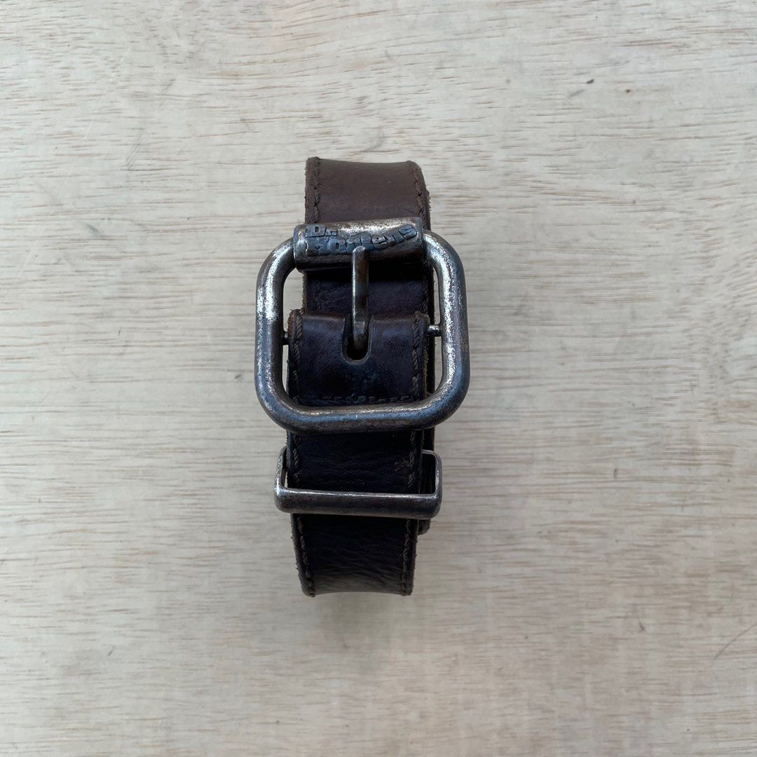 Dr.Martens Belt vtg Genuine Leather Brown Panjang Lebar 44.5 inch 1.5 inch RM1OO Men s Fashion Watches Accessories Belts on Carousell