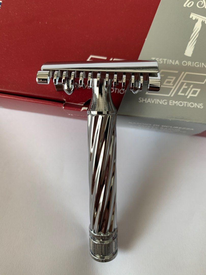 Fatip Lo Storto Open Comb Slant Razor, Beauty & Personal Care, Men's ...