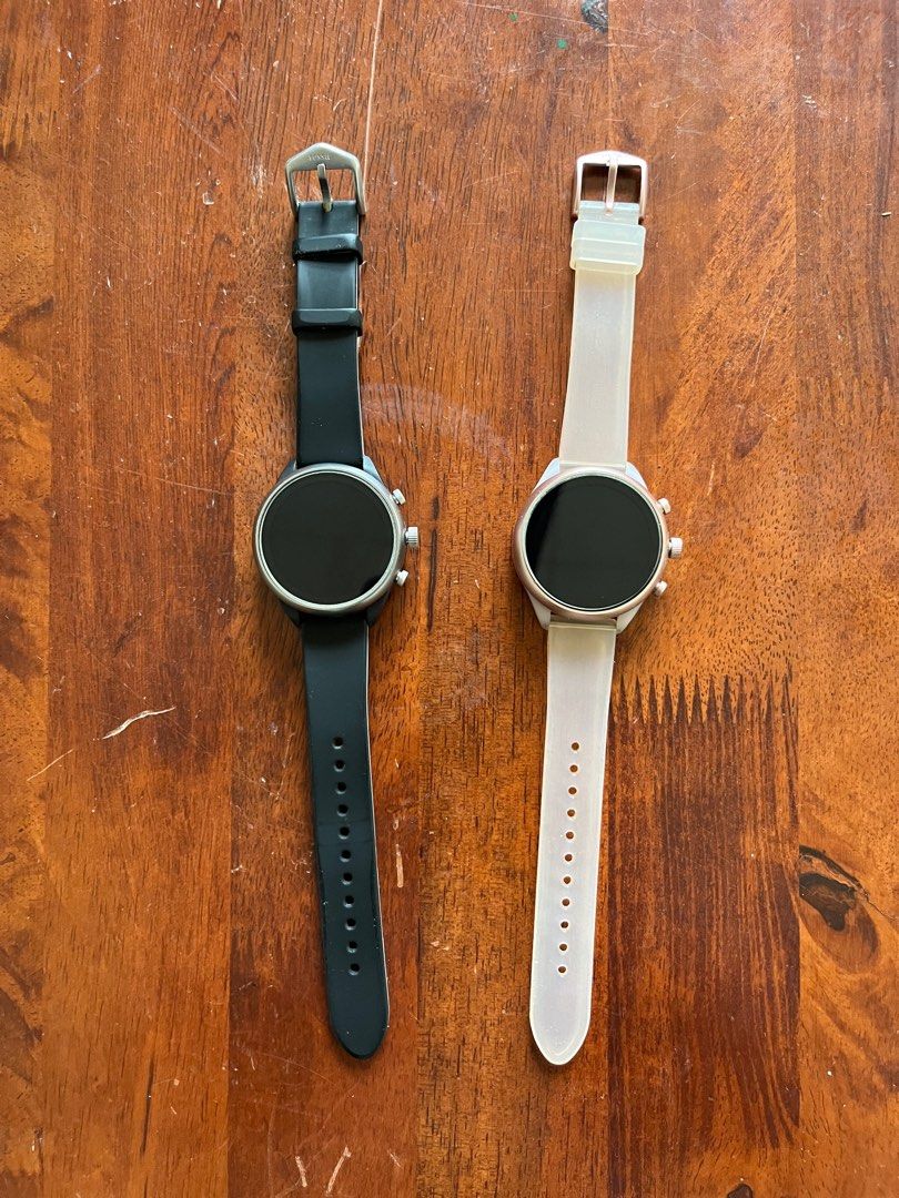 Fossil sport sale smartwatch pret