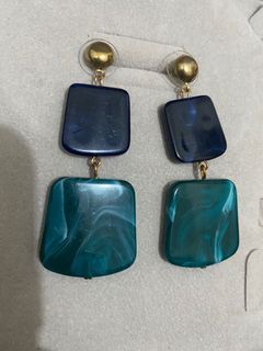 Gem dangle earrings / accessories