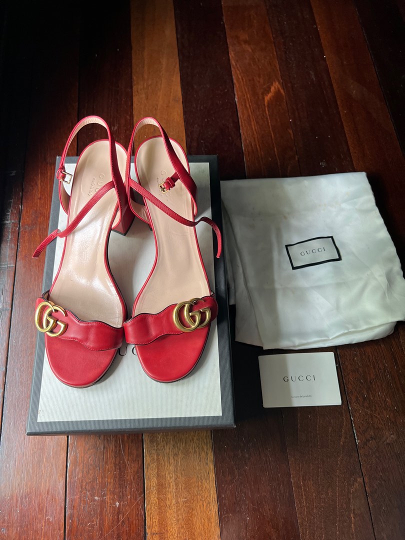 Gucci block sandals online