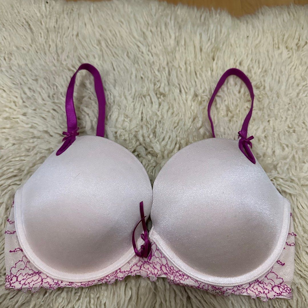 Heidi Klum 32DD on tag Sister sizes: 30F, 34D Push-up  Underwire  Adjustable strap Back closure Php200 All items are from US Bale., Women's  Fashion, Undergarments & Loungewear on Carousell