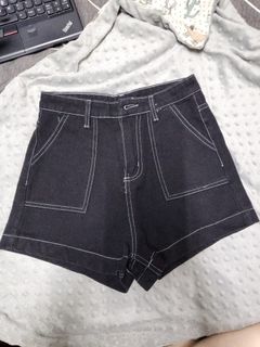 (Category: ) located in . Submitted by yenny_26 (Listing ID 1231410813, Image 1). Description: .
