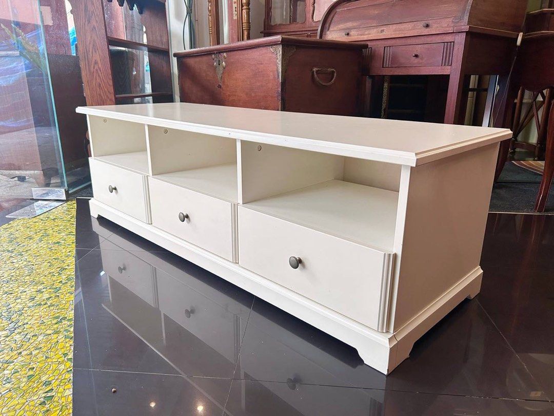 Ikea liatorp clearance tv unit