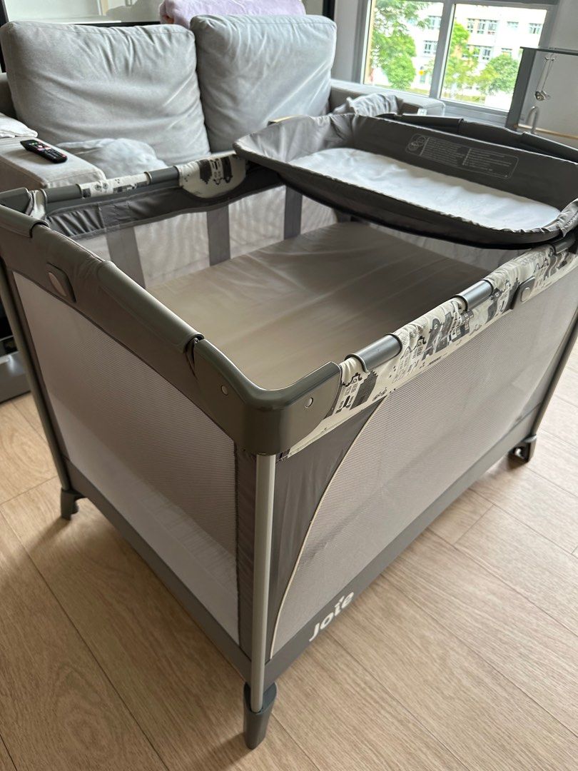 Joie commuter change travel cot, Babies & Kids, Baby Nursery & Kids