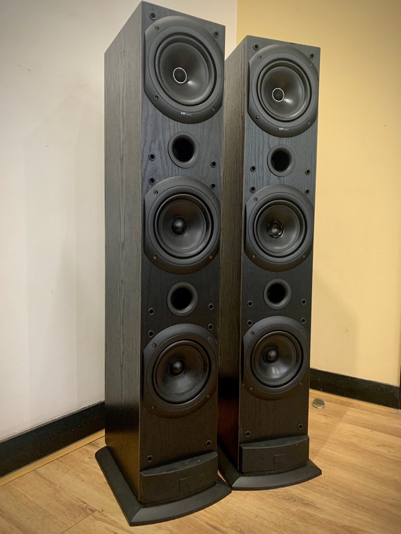 KEF Q70 floor standing speakers, Audio, Soundbars, Speakers