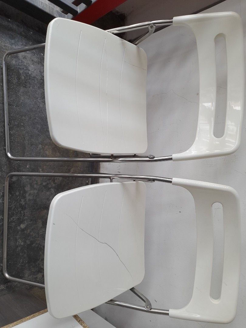 Kerusi IKEA Nisse 10666 pecah sikit Furniture Home Living