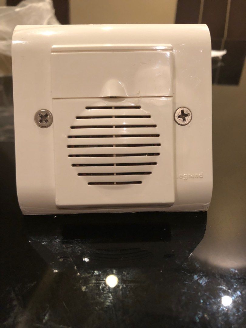 legrand door bell, TV & Home Appliances, Electrical, Adaptors & Sockets