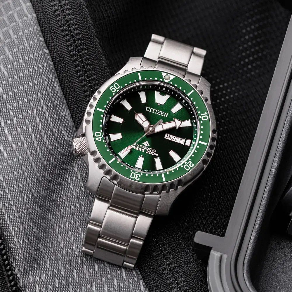 LNIB Citizen Promaster Asia Limited Edition Fugu Diver Automatic Watch Hulk Green Dial Bezel NY0088 11E Limited Edition 1989 pcs