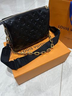 Louis Vuitton Coussin PM H27 Lambskin in Black – Handbags M57790