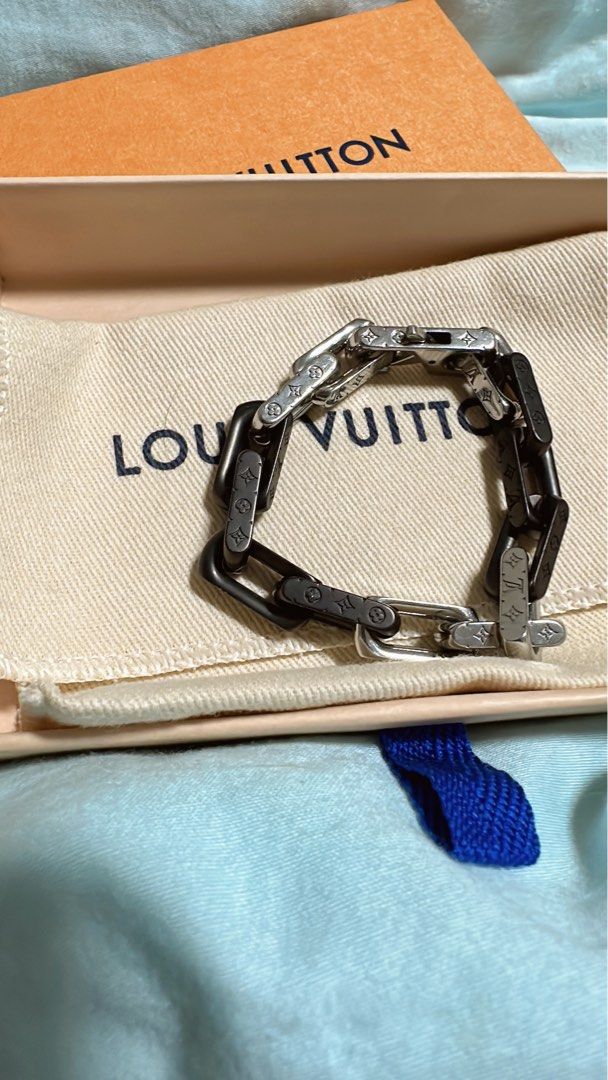 Shop Louis Vuitton MONOGRAM 2023 SS Monogram Unisex Leather Logo iPhone 14  Pro Smart Phone Cases by ROSEGOLD