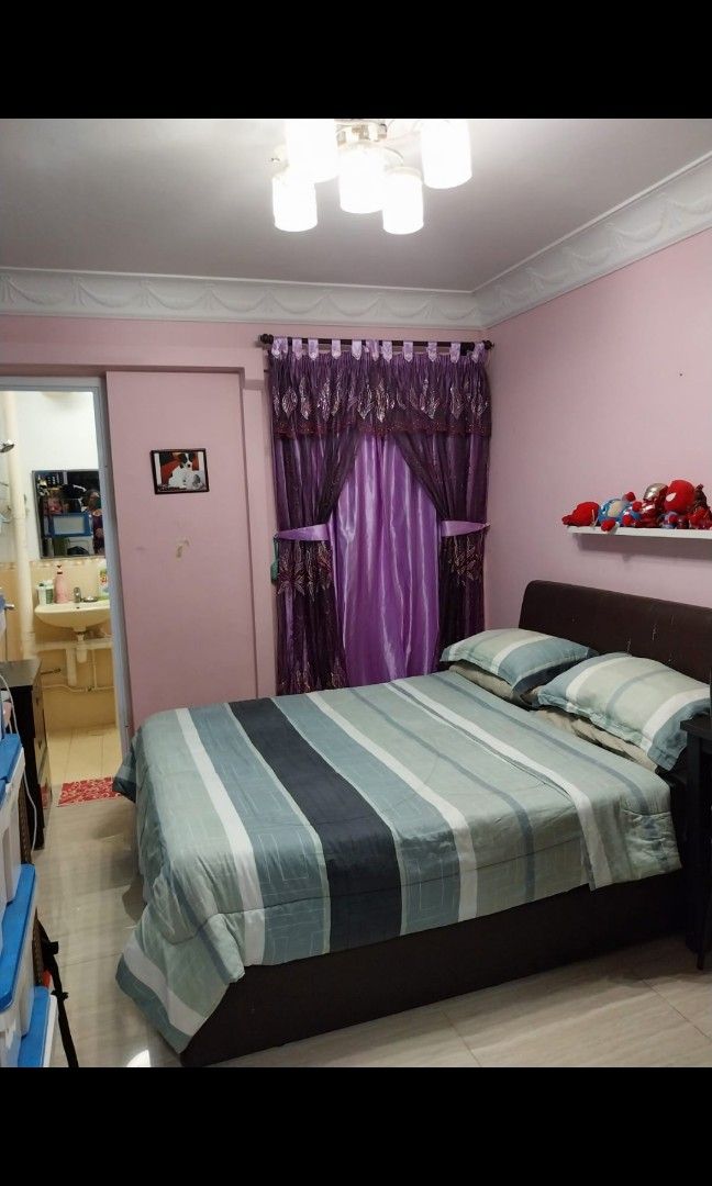 Master Bedroom at 710 Yishun Avenue 5 Chong Pang Green, Property