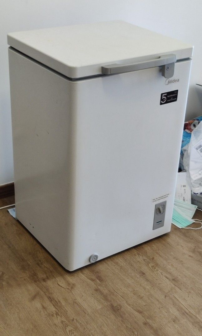 Midea 99L Chest Freezer, TV & Home Appliances, Kitchen Appliances