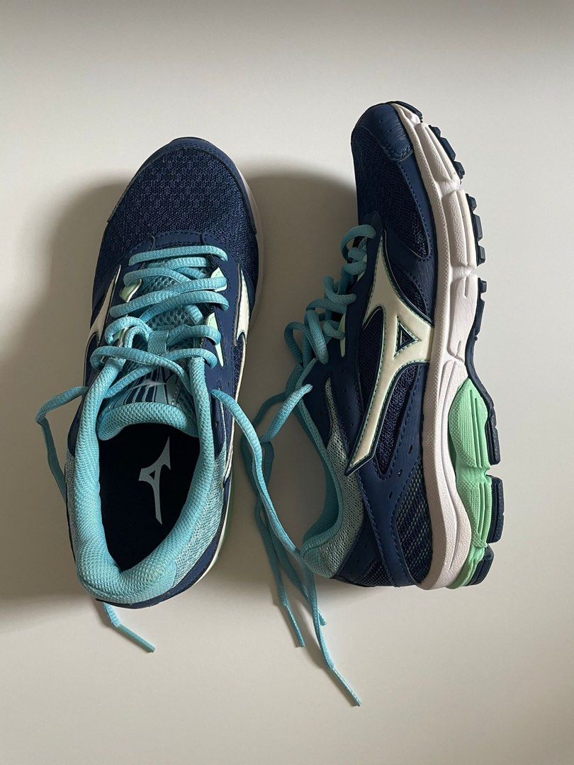 Wave surge sale mizuno