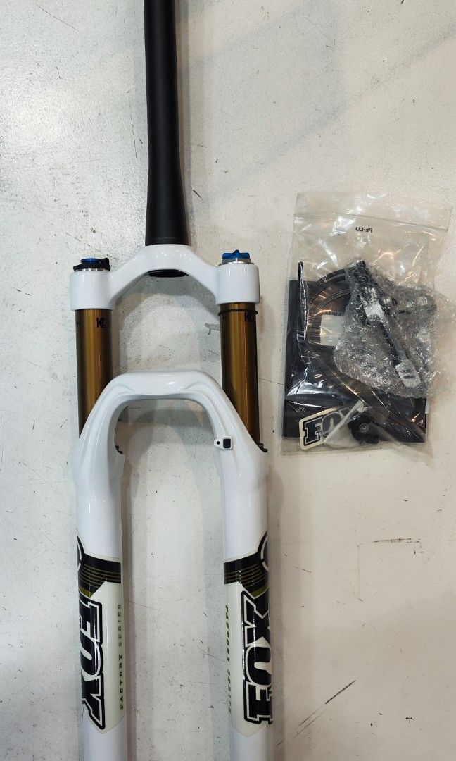 MTB Fox 32 fork wheel size 26" travel 100mm, Sports Equipment, Bicycles