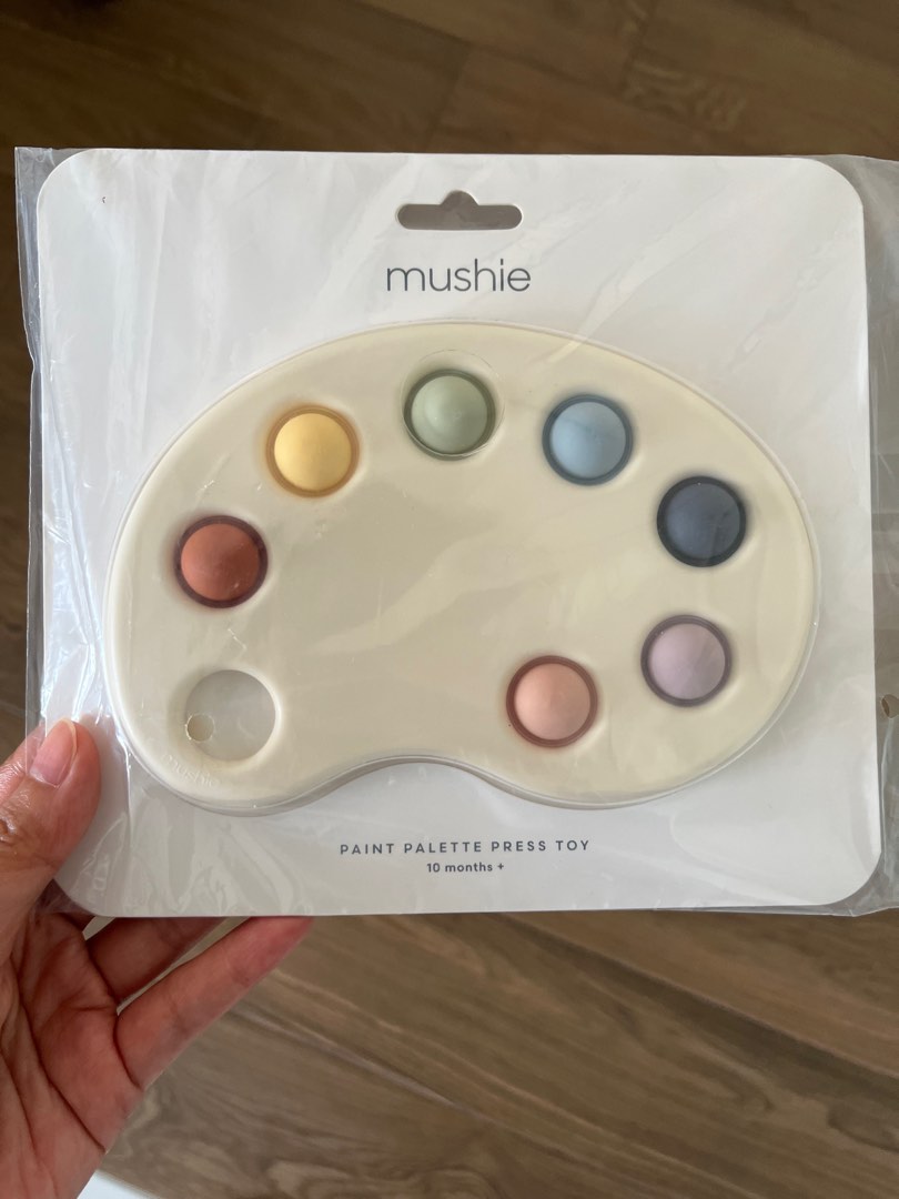 Mushie Paint Palette Press Toy