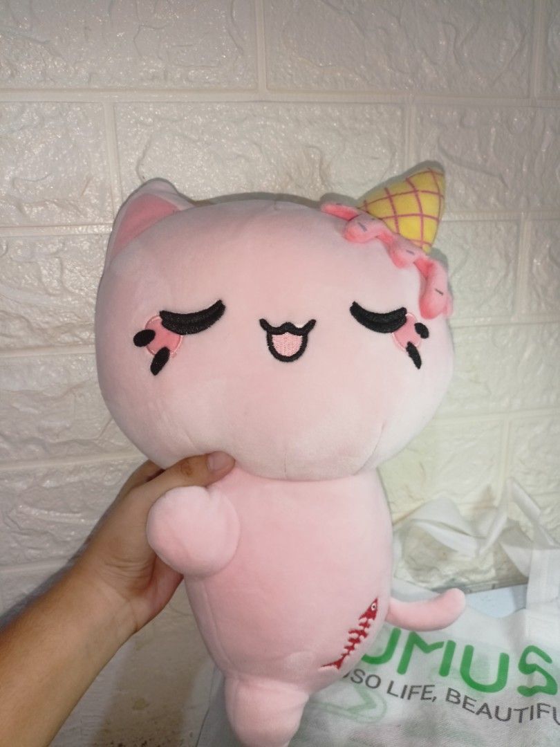 Mumuso pillow cheap