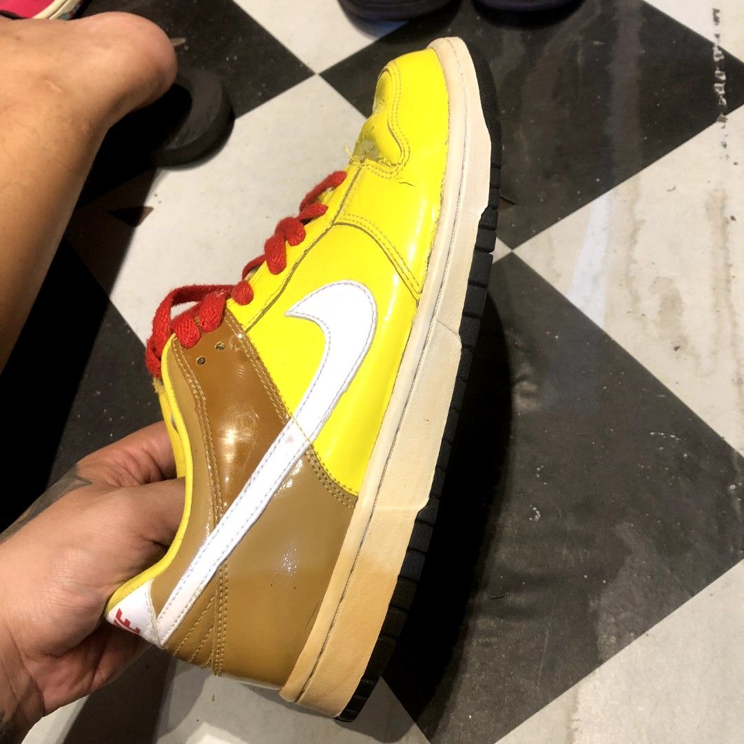 dunk low spongebob