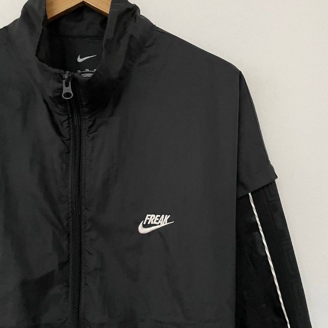 Nike freak windbreaker, Men's Fashion, Coats, Jackets and Outerwear on  Carousell